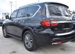 Back of vehicle window broken
